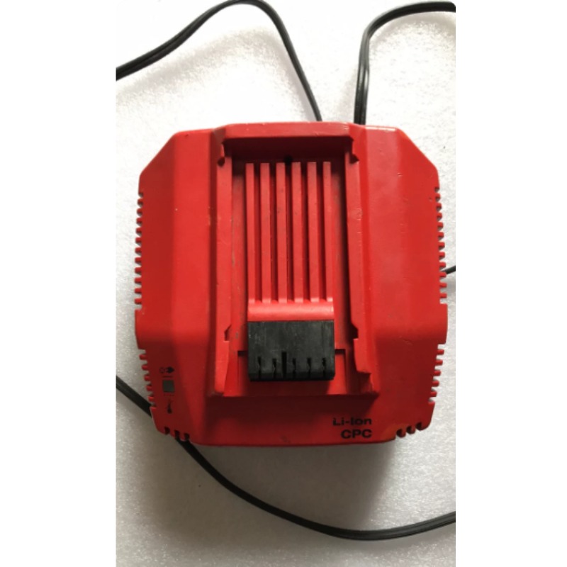 Chargeur rapide multi-tension  - Power Tools Station avis et prix