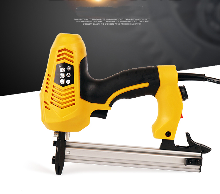 Agrafeuse électrique 2300W 2 e - Staple Gun Electric avis et prix
